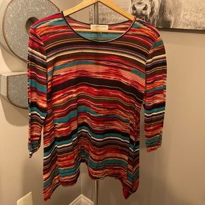 3/4 sleeve aztec print shirt